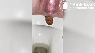 Grunting while poop hard