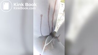 White leggings poop - video 3