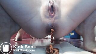 Giri Pooping - video 2