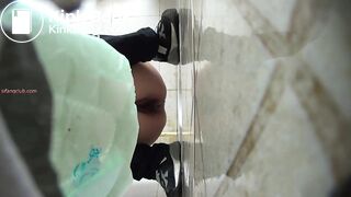 girl poop in toilet - video 44