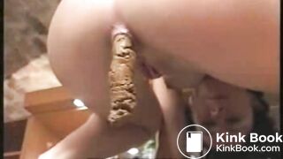 Girl poop - video 29