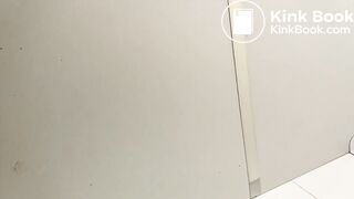 Chinese Lady Shitting