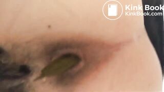 Chinese Lady Shitting