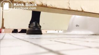 japanese toilet voyeur - video 19