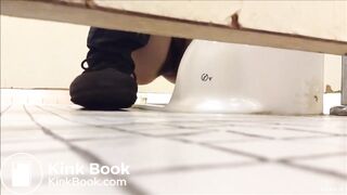 japanese toilet voyeur - video 19