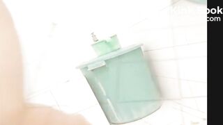 Shit spewing bumhole 2