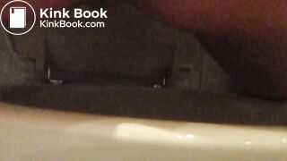 My butt make poo poo in girls school toilet