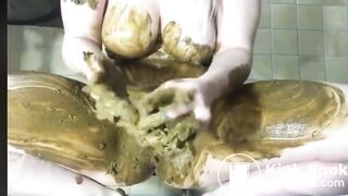 BBW solo scat smearing part. 2
