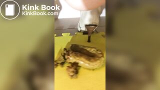 Girl Pooping - video 34