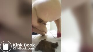 sexy naked mature woman having diarrhea