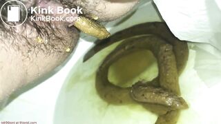 Protracted shit and strong piss in public toilet.