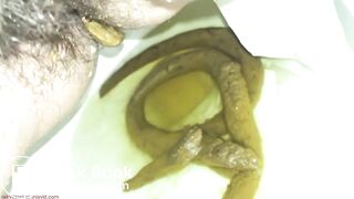 Protracted shit and strong piss in public toilet.