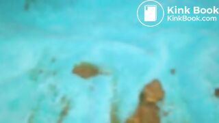 Girl pooping - video 19