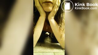 sexy mature woman pooing and peeing - video 2