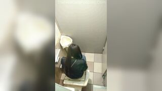 Japanese girl pee and poop