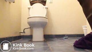 Ebony toilet shitting - video 2