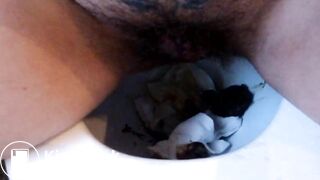 Pooping - Neverending wipe