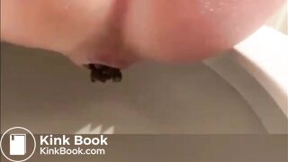 Constipated American Teen Poop and Fart on the Toilet