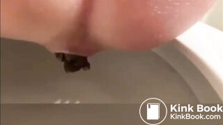 Constipated American Teen Poop and Fart on the Toilet