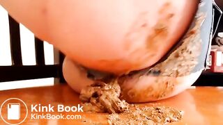 Shit in Jeans - video 3