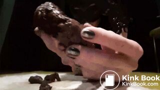 sexy Russian woman pooped and peed - video 3