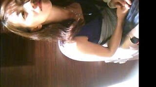 Japanese girl poop 01