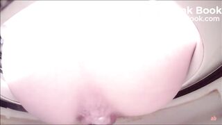 Japanese girl poop 01