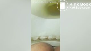 wife shitting - video 5