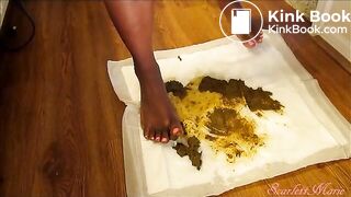 Ebony Pushing Out The Shit #2