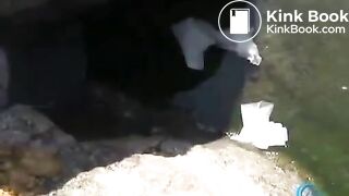 ＯＬが外出中にトイレ我慢できずに野下痢