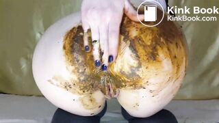 sexy Russian woman shitted and pissed - video 2