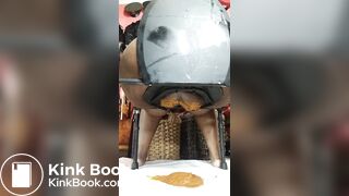 Phat ass ebonys desperate diarrhea