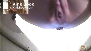 girl poop in toilet - video 34