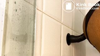 Phat ass ebony fucking n shitting on dildo