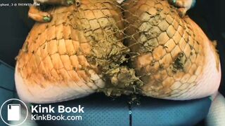 Pawg shits her fishnets