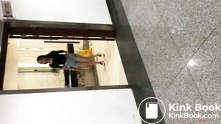 CHINESE UNI GIRL TOLIET VOYEUR 16