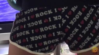 Japanese Shitting During Exercise