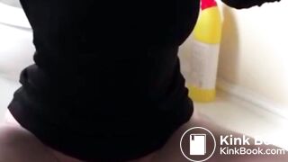 Red head poop compilation