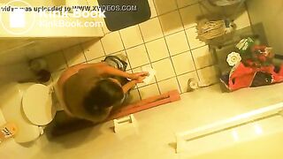 mi amiga cagando - video 2