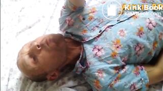 VOYEUR+ SCAT N 10 FARMING AND EATING SHIT OF TWO GIRLS.