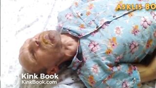 VOYEUR+ SCAT N 10 FARMING AND EATING SHIT OF TWO GIRLS.