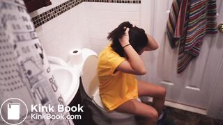 Asian girl pooping short film