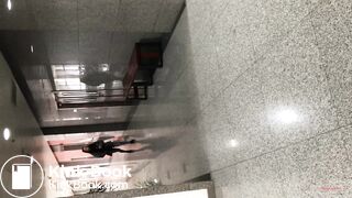 CHINESE UNI GIRL TOLIET VOYEUR 23