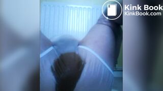 THE BABY PANTS GET FILLED WITH HIS SHIT