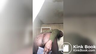 Ebony scat - video 75