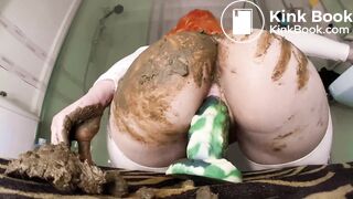 Fucking dildo with scat