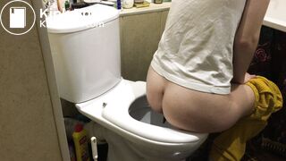 Long Gnarly Poo Sideways on the Loo