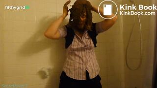 Covering her self in scat #2