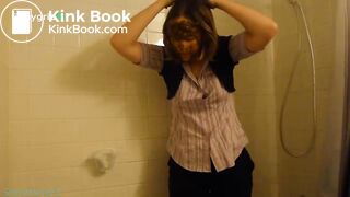 Covering her self in scat #2