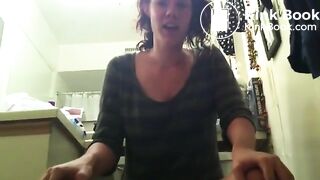 Filmada Cagando no vaso